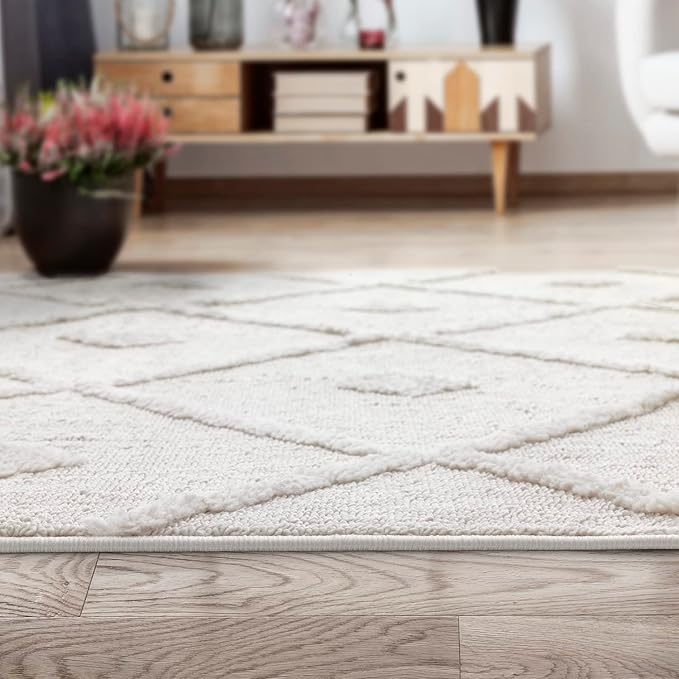 Antep Rugs Palafito 6x9 Geometric Shag Diamond High-Low Pile Textured Indoor Area Rug (Beige, 6'7" x 9')