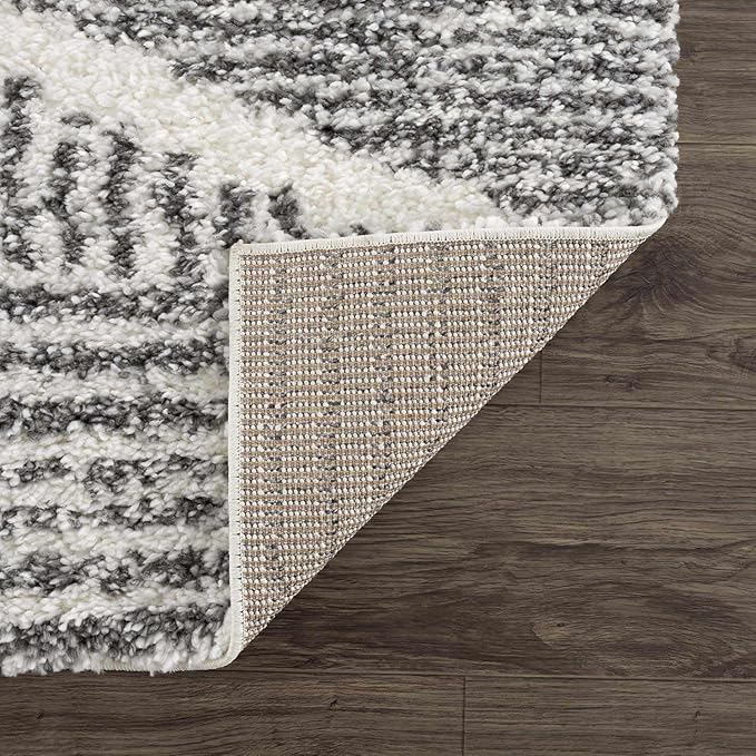 Hauteloom Trunding Moroccan Farmhouse Living Room Bedroom Shaggy Round Area Rug - Bohemian Shag Rug - Plush High Pile - Southwestern Boho Soft Carpet - Black, Cream, Grey, Beige - 5'3" Circle