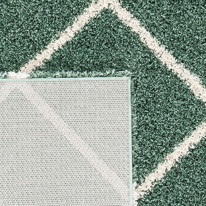 SAFAVIEH Hudson Shag Collection Runner Rug - 8' Runner, Green & Ivory, Transitional Design, Ideal for High Traffic Areas in Hallway, Bathroom & Kitchen (SGH281Y-28)