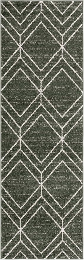 SAFAVIEH Adirondack Collection Runner - 2'6" x 6', Dark Green & Ivory, Geometric Design, Non-Shedding & Easy Care, Ideal for The Living Room, Dining, Bedroom (ADR241X)