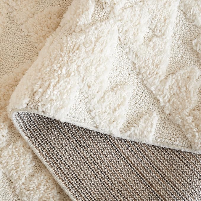 Safavieh Moroccan Tassel Shag Collection Area Rug - 3' Square, Ivory, Geometric Design, Plush 1.5 Inch Thick Ideal for High Traffic Areas in Living Room, Bedroom, Dining (MTS688C)