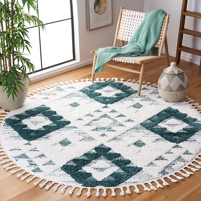 Safavieh Moroccan Tassel Shag Collection Area Rug - 3' Round, Green & Ivory, Plush 2-inch Thick, Ideal for High Traffic Areas in Living Room, Bedroom, Dining Room (MTS688Y-3R)