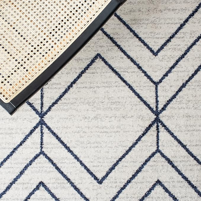 SAFAVIEH Adirondack Collection Area Rug - 8' Square, Light Grey & Navy, Modern Geometric Design, Non-Shedding & Easy Care, Ideal for High Traffic Areas in Living Room, Bedroom (ADR241N)